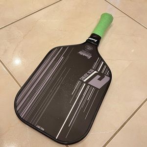 Franklin pickleball paddle 13mm, in good condition.